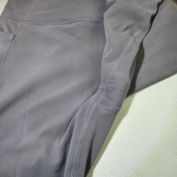 Athleta Mid Rise Salutation Mod Block 7/8 Tight Leggings Women's Size Large - Picture 4 of 6